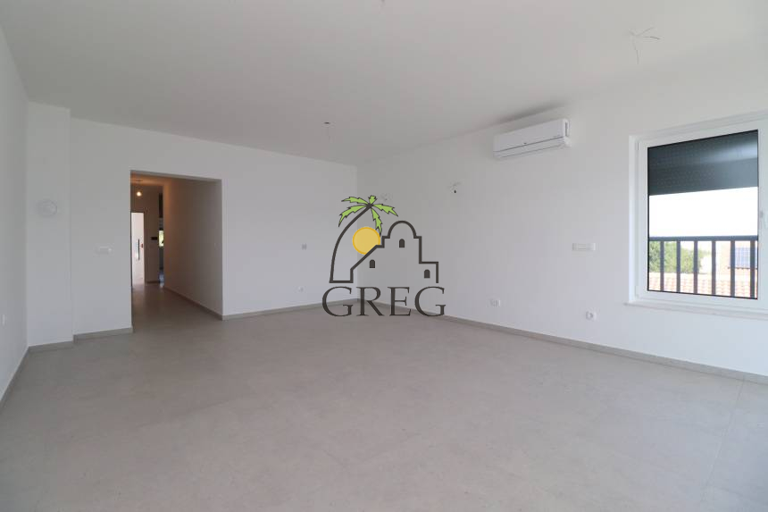 Croatia, Island of Murter, Betina - Apartment, for sale