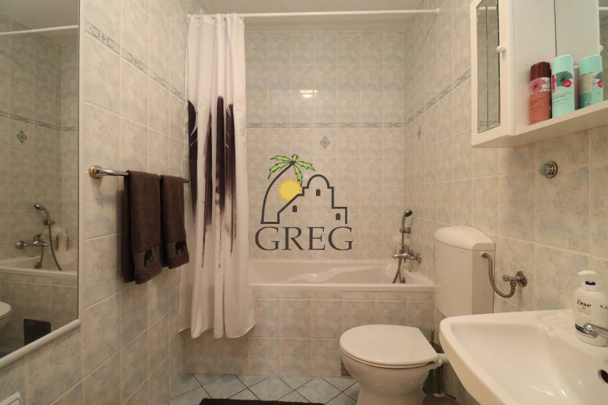 Croatia, North Dalmatia, Srima - Apartment, for sale