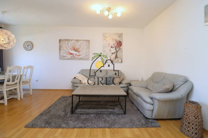 Croatia, North Dalmatia, Srima - Apartment, for sale