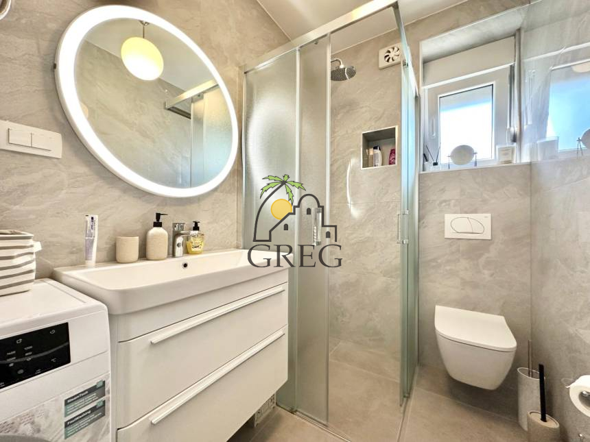 Croatia, Island of Ciovo,  - Apartment, for sale