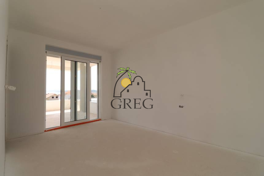 Croatia, North Dalmatia, Vodice - Apartment, for sale