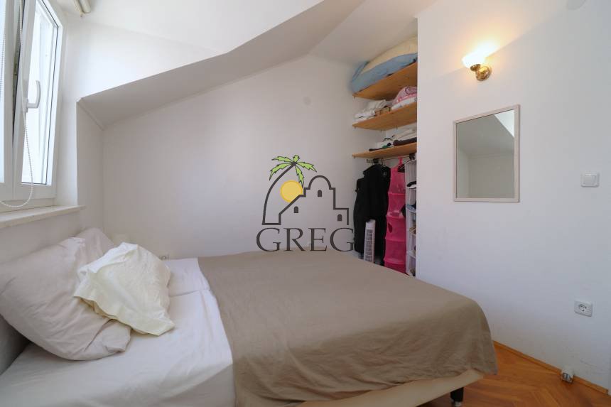 Croatia, North Dalmatia, Vodice - Apartment, for sale