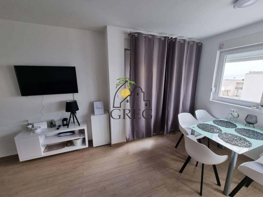 Croatia, Island of Pag, Novalja - Apartment, for sale