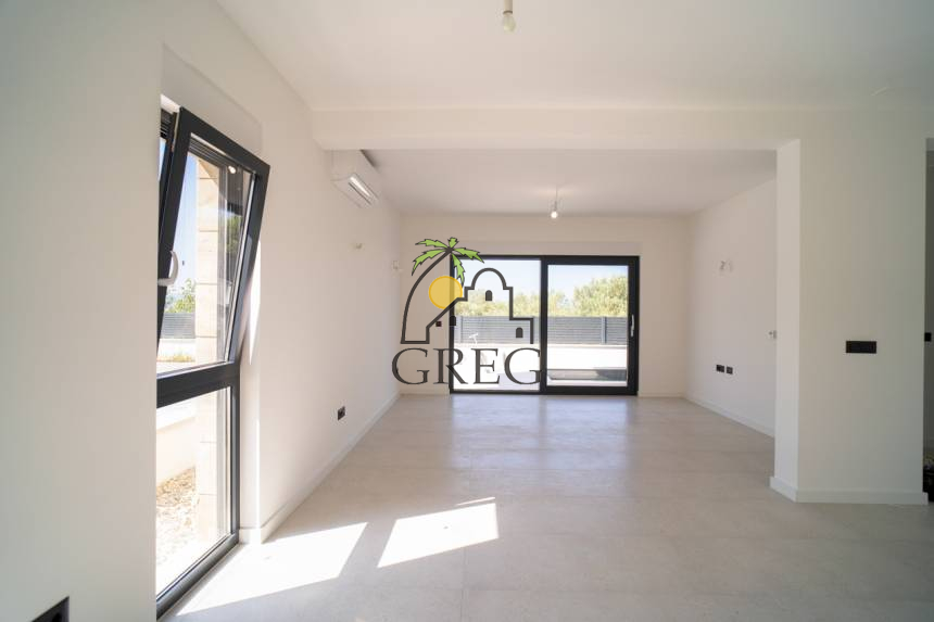 Croatia, North Dalmatia, Zadar - Apartment, for sale