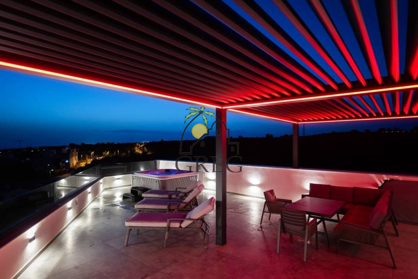 Croatia, North Dalmatia, Petrcane - Apartment, for sale