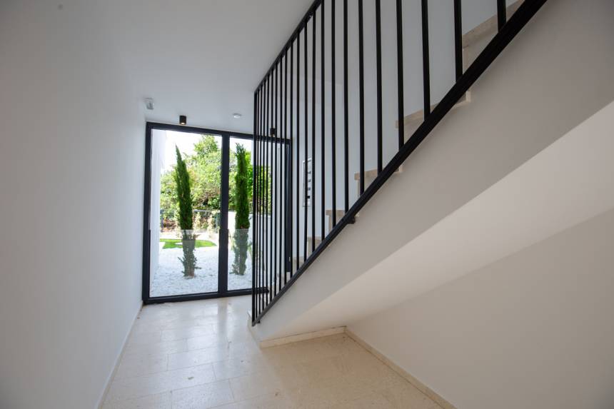 Croatia, North Dalmatia, Zaton - Apartment, for sale