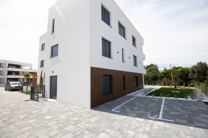 Croatia, North Dalmatia, Zaton - Apartment, for sale