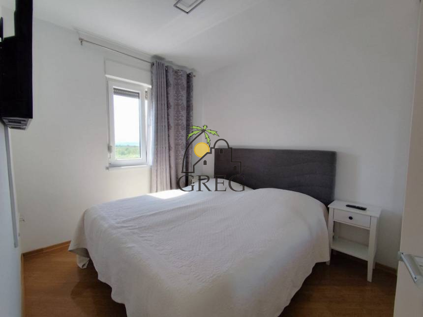 Croatia, North Dalmatia, Vodice - Apartment, for sale