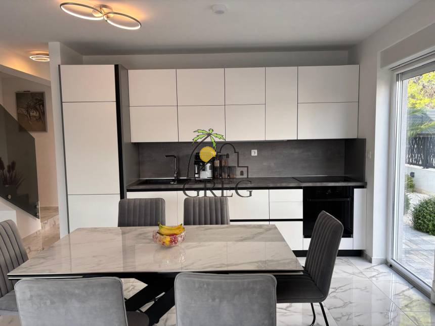 Chorwacja, Dalmacja Północna, Vodice - Bliźniak, na sprzedaż