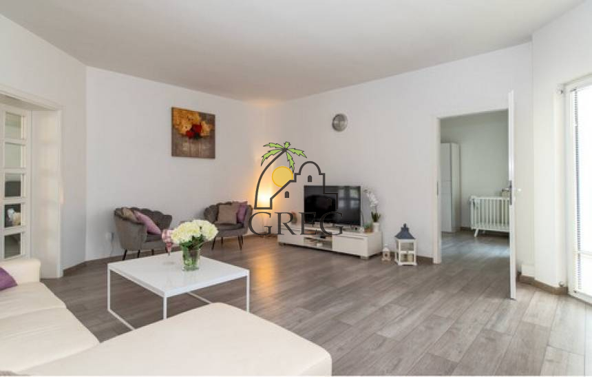 Croatia, North Dalmatia, Vodice - House, for sale