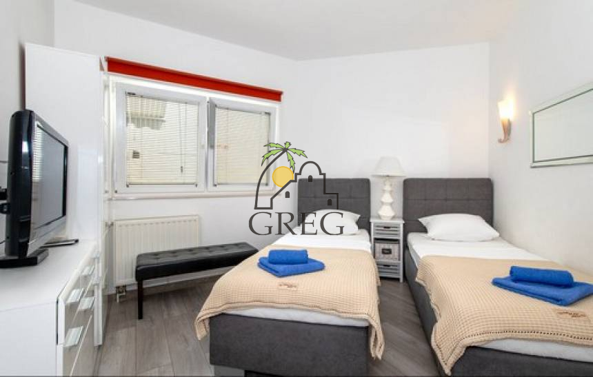 Croatia, North Dalmatia, Vodice - House, for sale