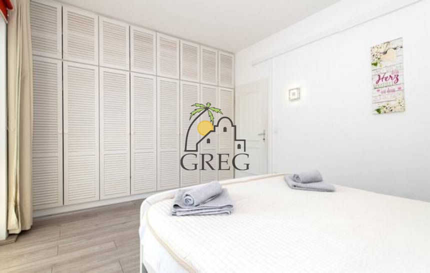 Croatia, North Dalmatia, Vodice - House, for sale