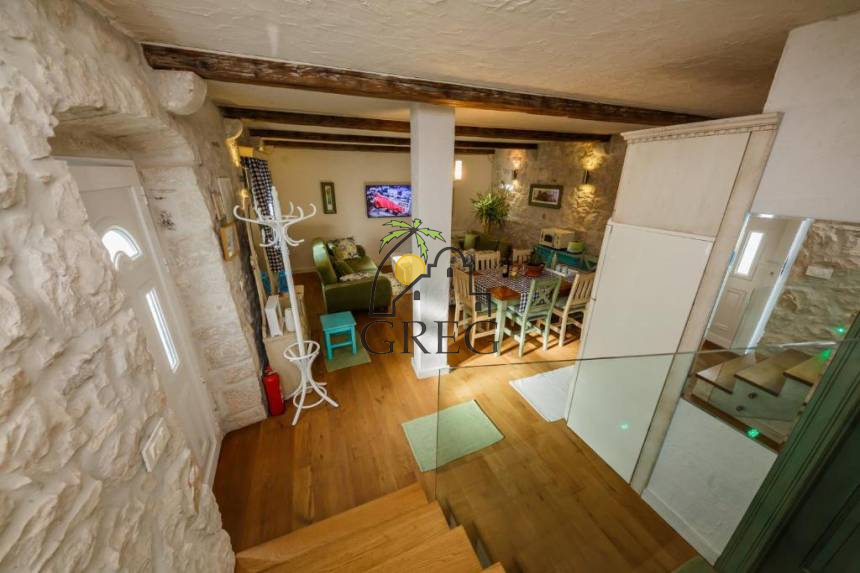 Croatia, Middle Dalmatia, Kaštel - Apartment, for sale