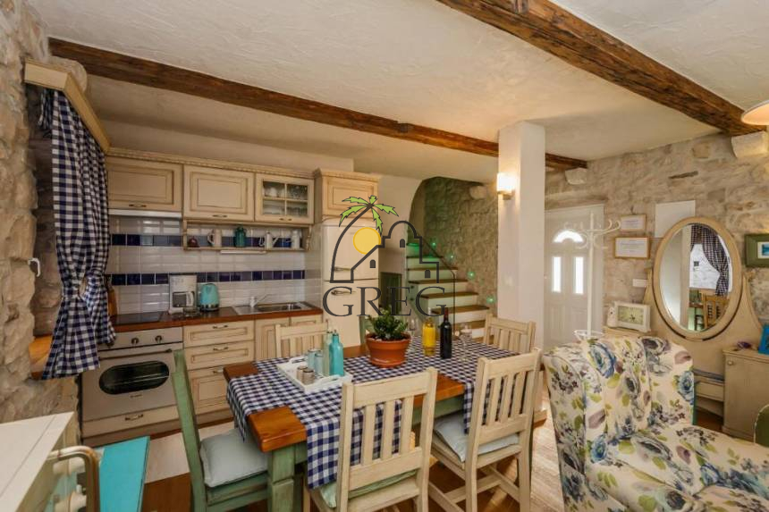 Croatia, Middle Dalmatia, Kaštel - Apartment, for sale