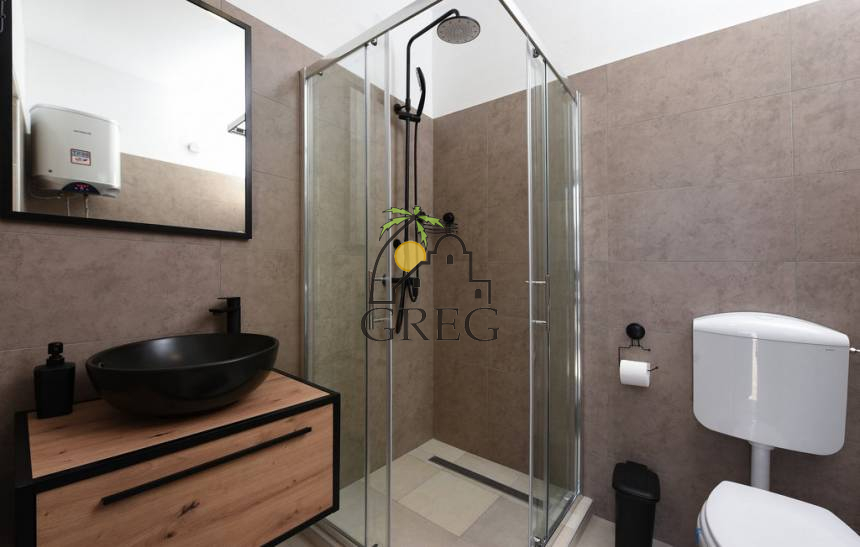 Croatia, North Dalmatia, Maslenica - House, for sale