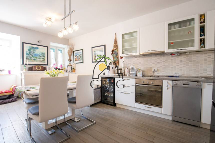 Chorwacja, Dalmacja Północna,  - Apartament, na sprzedaż