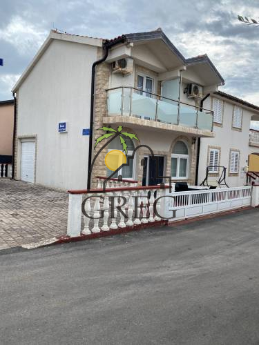 Chorwacja, Wyspa Vir,  - Bliźniak, na sprzedaż