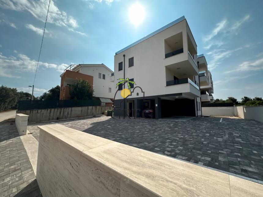 Chorwacja, Dalmacja Północna, Petrčane - Apartament, na sprzedaż