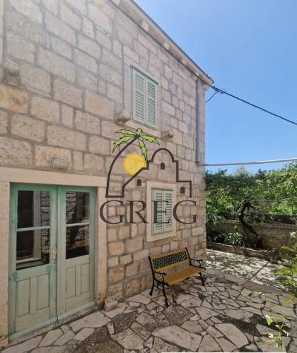 Croatia, Island of Korčula,  - Stone house, for sale