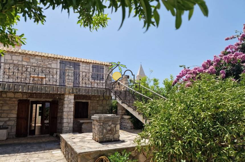 Croatia, Island of Korčula,  - Stone house, for sale