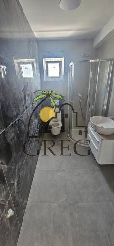 Croatia, Island of Pag, Mandre - Apartment, for sale