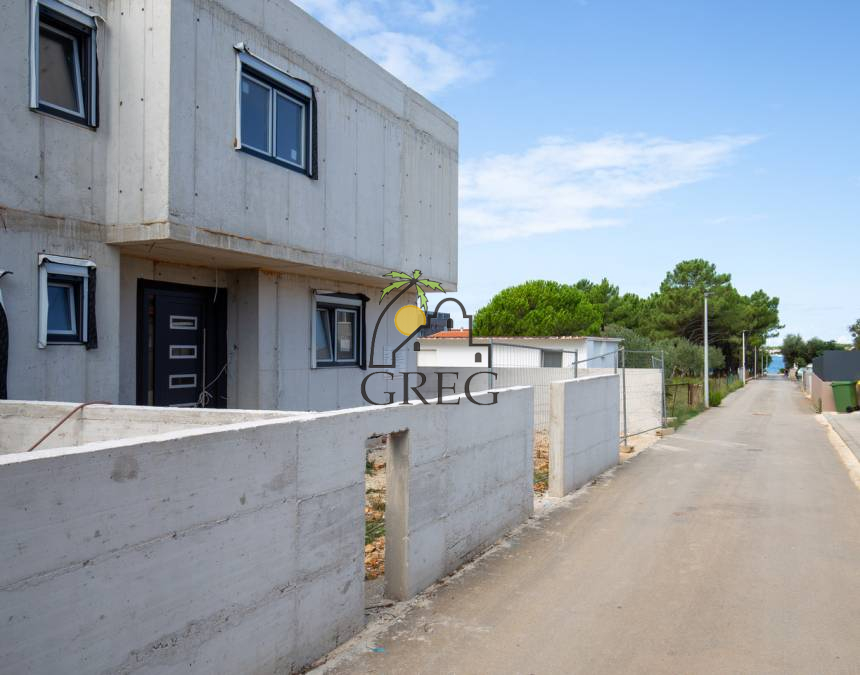 Chorwacja, Wyspa Vir,  - Bliźniak, na sprzedaż