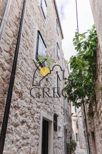 Chorwacja, Dalmacja Północna, Šibenik  - Dom kamienny, na sprzedaż