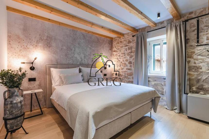 Chorwacja, Dalmacja Północna, Šibenik  - Dom kamienny, na sprzedaż