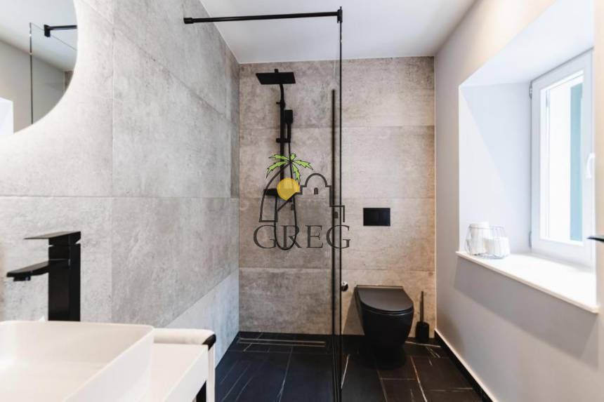 Chorwacja, Dalmacja Północna, Šibenik  - Dom kamienny, na sprzedaż