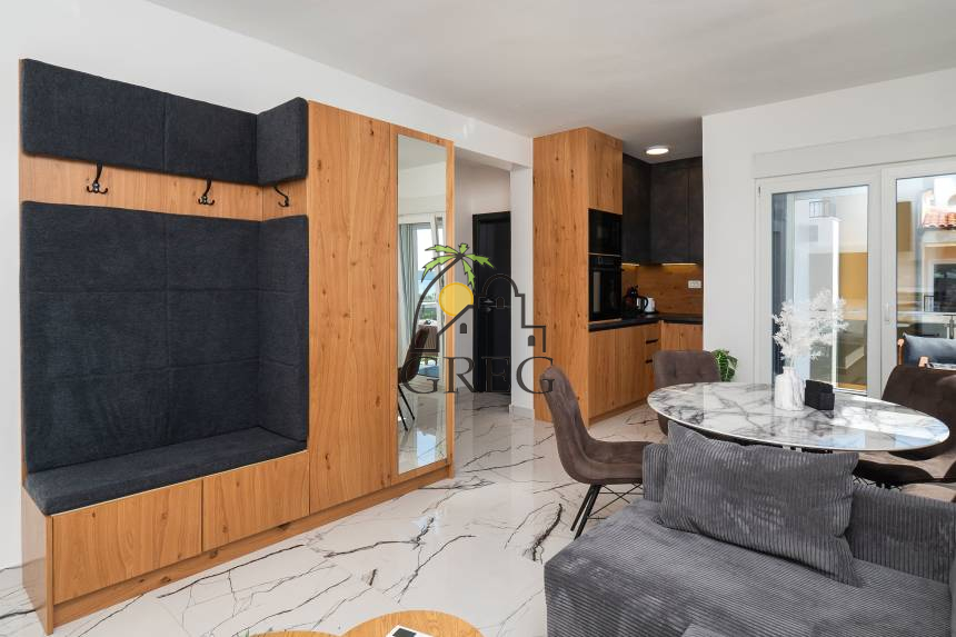 Chorwacja, Dalmacja Północna, Srima - Apartament, na sprzedaż