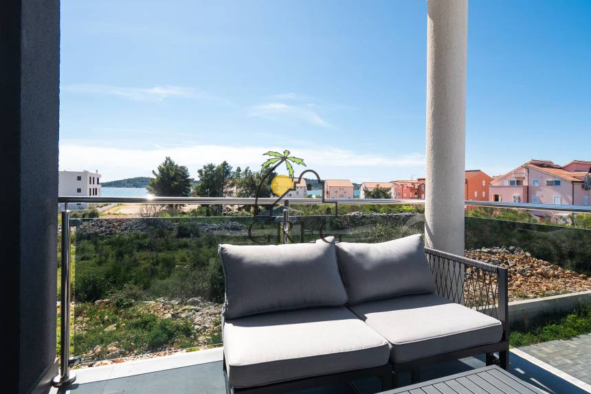 Croatia, North Dalmatia, Srima - Apartment, for sale