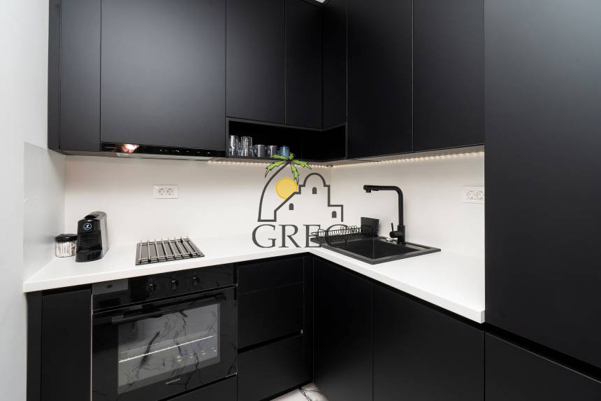 Croatia, North Dalmatia, Srima - Apartment, for sale