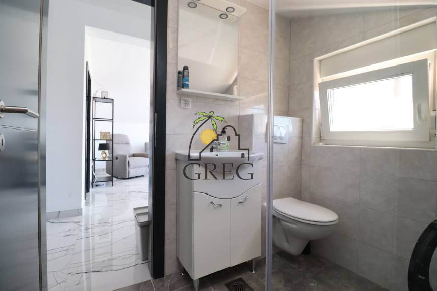 Chorwacja, Dalmacja Północna, Srima - Apartament, na sprzedaż