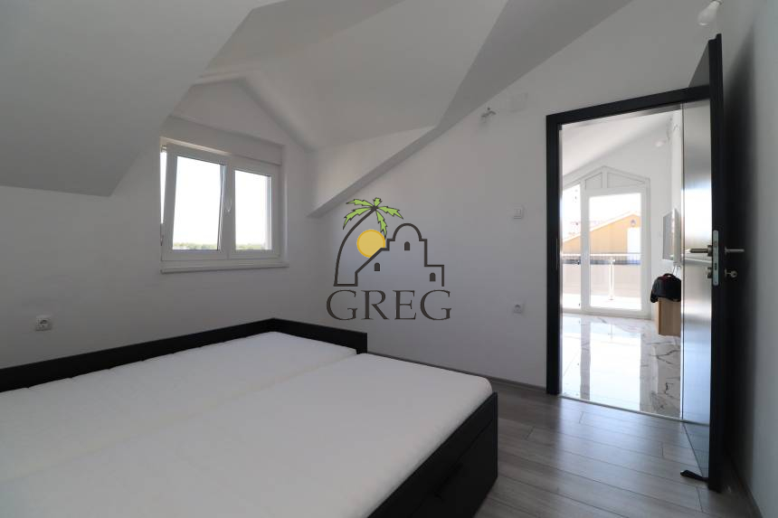 Chorwacja, Dalmacja Północna, Srima - Apartament, na sprzedaż