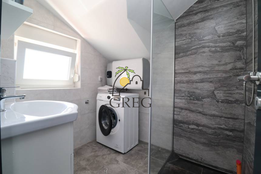 Chorwacja, Dalmacja Północna, Srima - Apartament, na sprzedaż