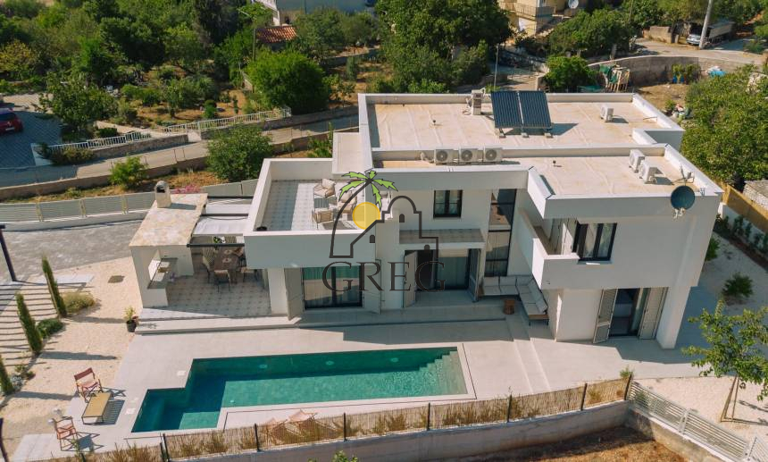 Croatia, North Dalmatia,  - House, for sale