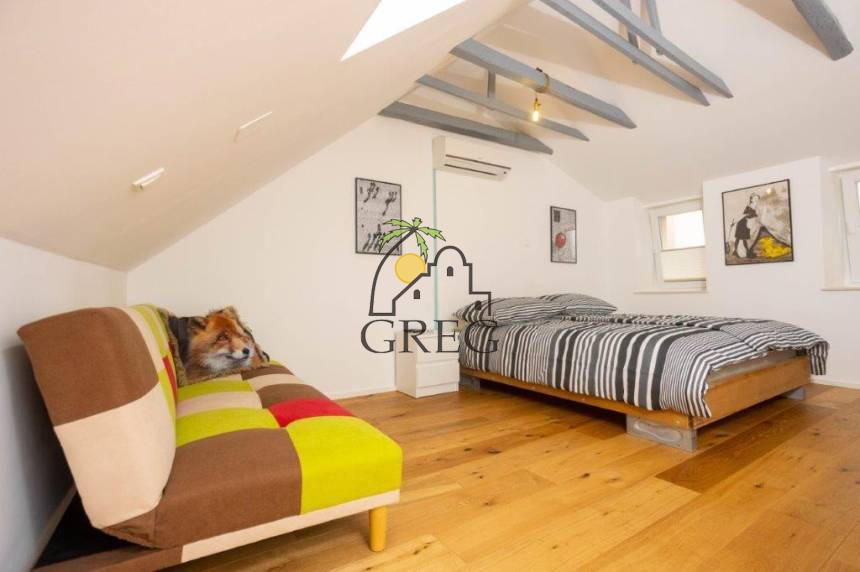 Chorwacja, Dalmacja Środkowa, Split - Szeregowiec, na sprzedaż