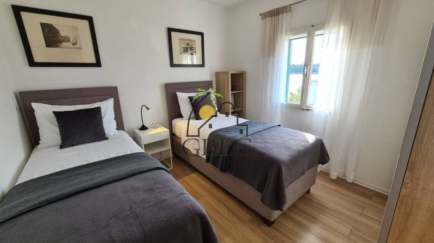 Croatia, Middle Dalmatia, Rogoznica - House, for sale