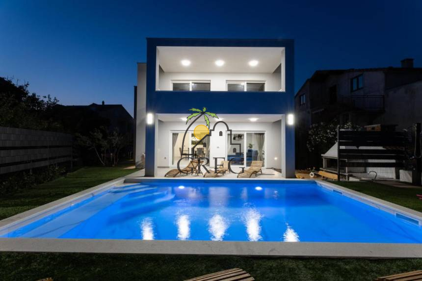 Croatia, Middle Dalmatia, Kaštel - House, for sale
