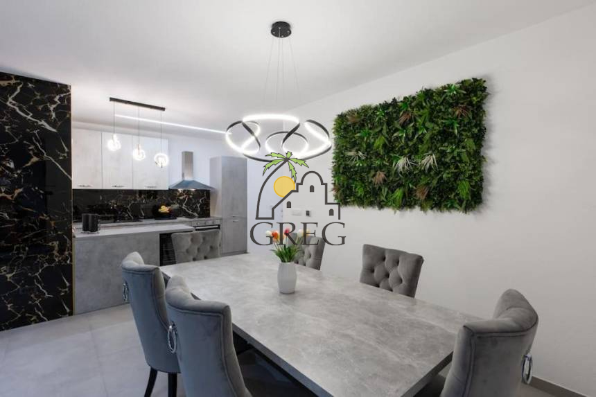 Chorwacja, Dalmacja Środkowa, Kaštel - Dom, na sprzedaż