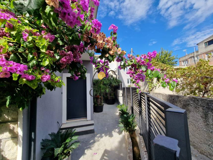 Chorwacja, Dalmacja Środkowa, Kaštel - Dom, na sprzedaż