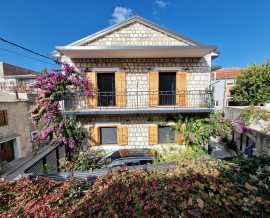 Croatia, Middle Dalmatia, Kaštel - House, for sale