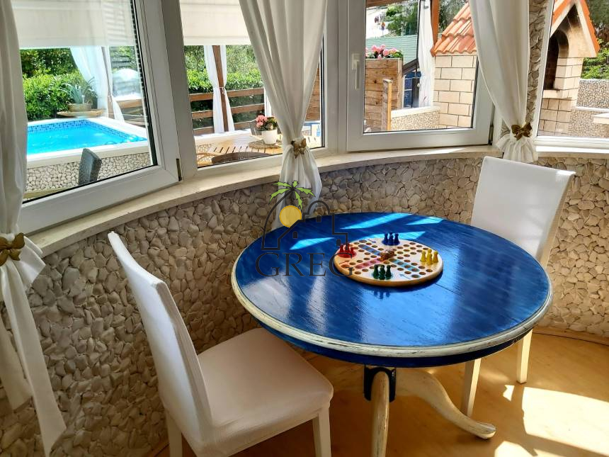 Chorwacja, Wyspa Ciovo,  - Apartamentowiec, na sprzedaż