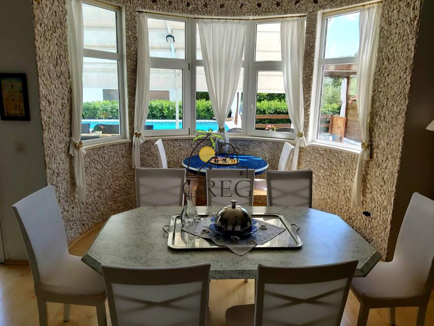 Chorwacja, Wyspa Ciovo,  - Apartamentowiec, na sprzedaż