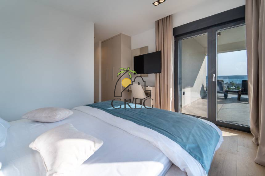 Croatia, North Dalmatia, Maslenica - House, for sale