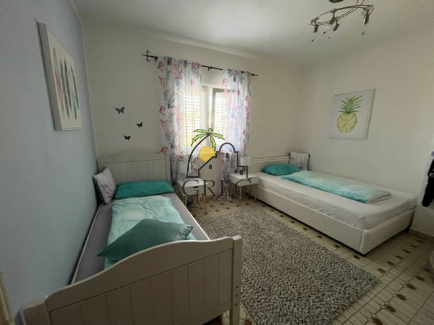 Croatia, North Dalmatia, Karin - House, for sale