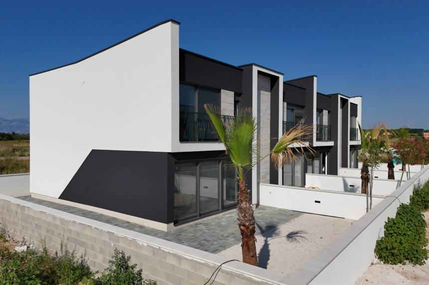 Croatia, North Dalmatia, Privlaka - Apartment, for sale