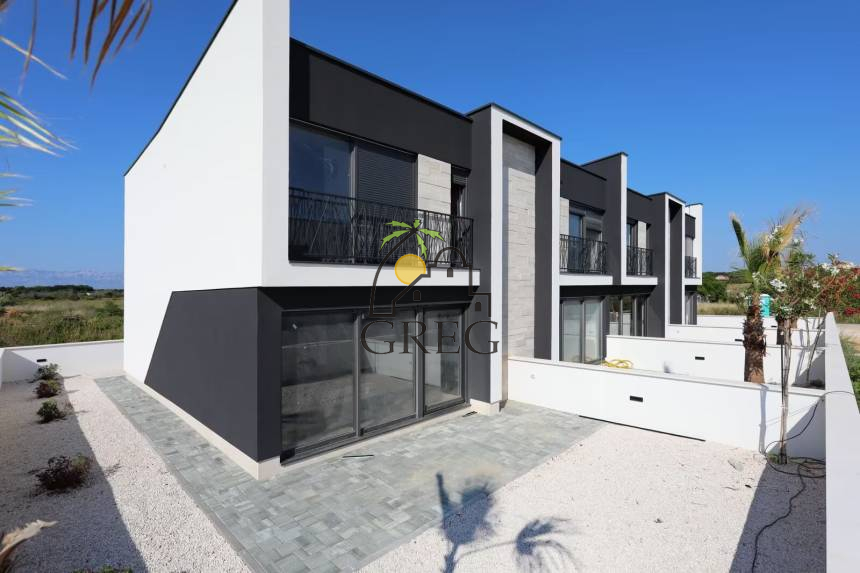 Croatia, North Dalmatia, Privlaka - Apartment, for sale