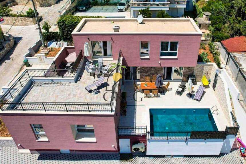 Chorwacja, Dalmacja Środkowa,  - Dom, na sprzedaż