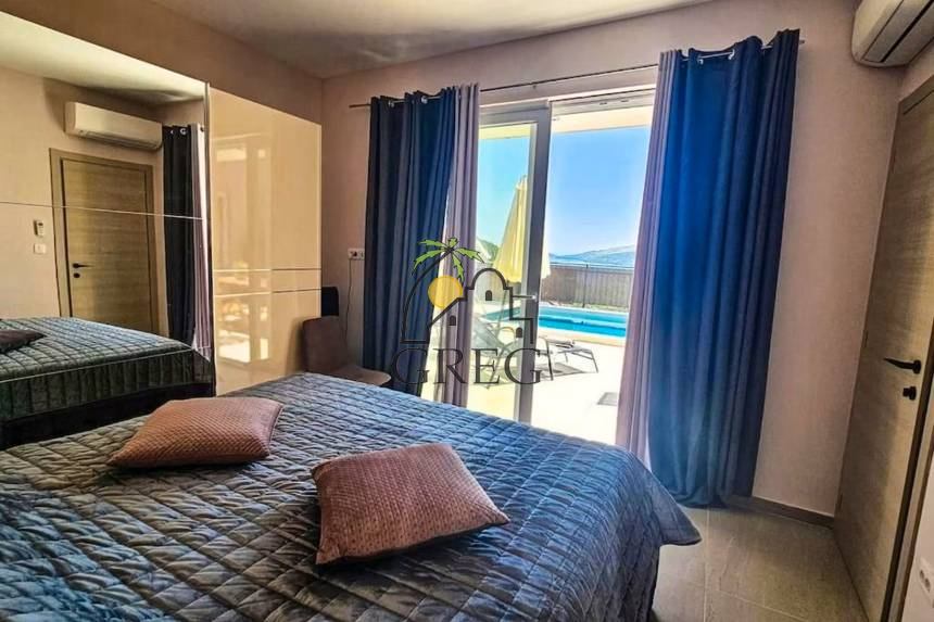 Chorwacja, Dalmacja Środkowa,  - Dom, na sprzedaż